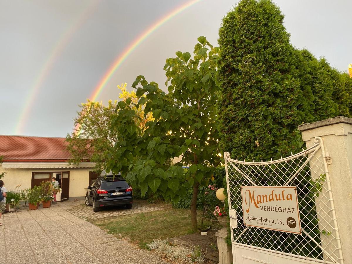 Mandula Haz Hotell Veszprém Eksteriør bilde