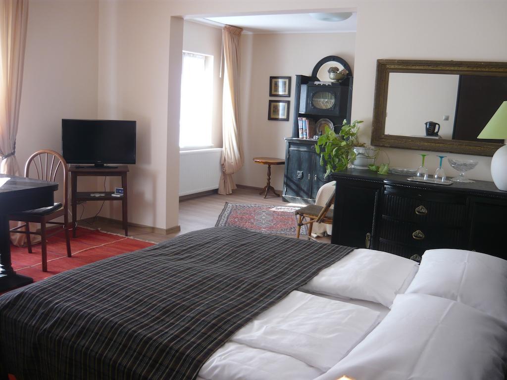 Mandula Haz Hotell Veszprém Rom bilde